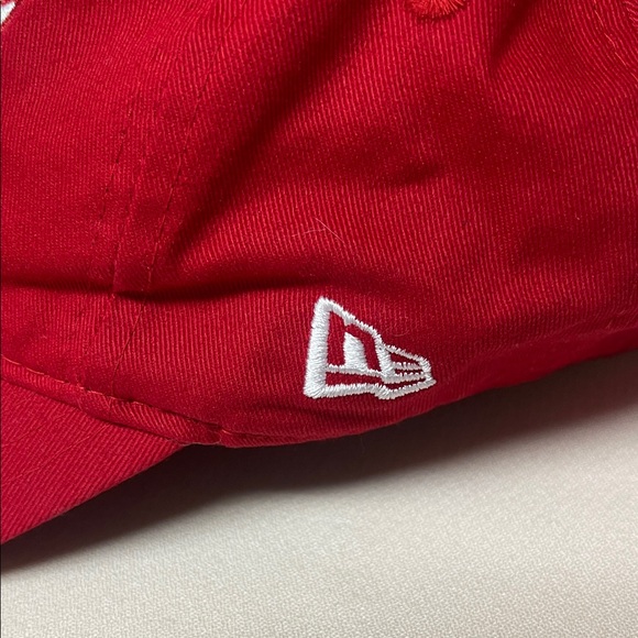 New Era Red 9FORTY Detroit Red Wings Cap - Picture 3 of 9